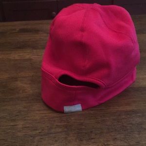 Women’s winter ponytail hat.